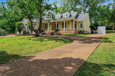 741 Elysian Fields Rd, NE
