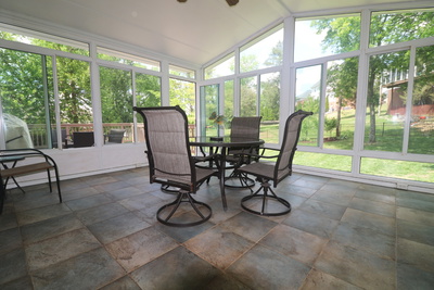 215 Crooked Creek Ln