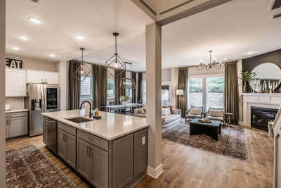 210 Woodhall Ct