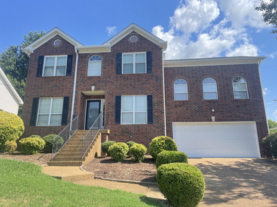 111 Jamestown Pl