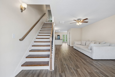 204 Woodland Valley Ln