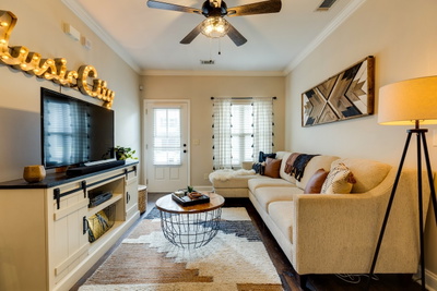 1122 Woodbury Falls Ct