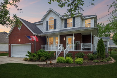 105 Hedge Ct