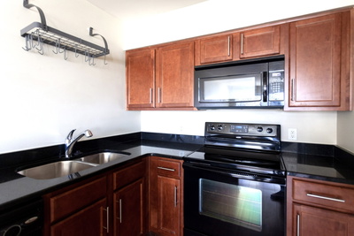 801 Inverness Ave