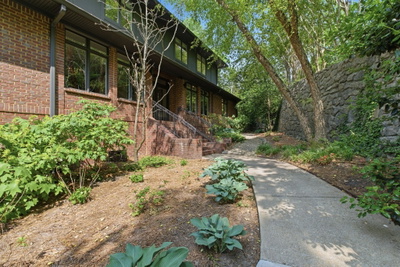 108 High Estes