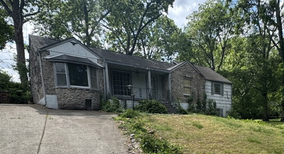 1404 Riverwood Dr