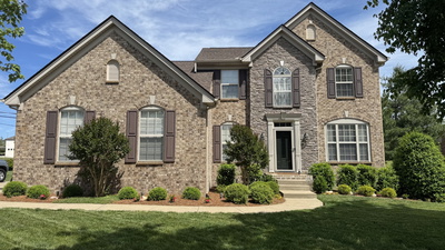 1023 Avery Trace Cir