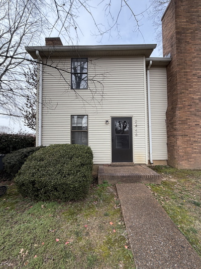 2448 Fairbrook Dr