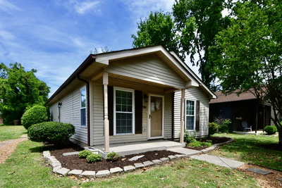 1703 Sharpe Ave