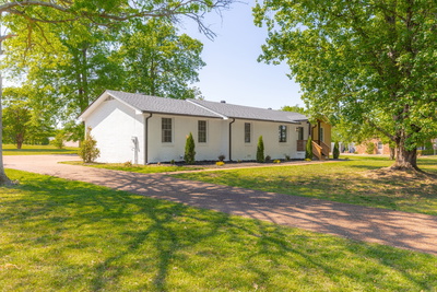 310 Lisa Ln