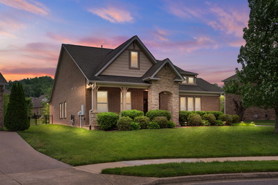 219 Calumet Ct
