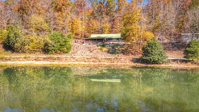 999 Rainbow Lake Rd