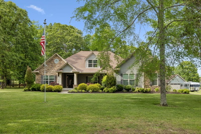 463 Carver Ln