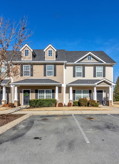 2417 New Holland Cir