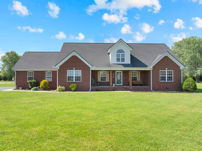 560 Crosswood Ct