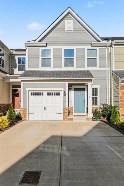 128 Percheron Pl