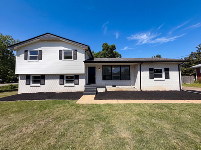 105 Ivy Dr