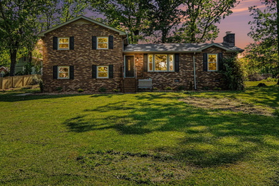 244 Lee Rd