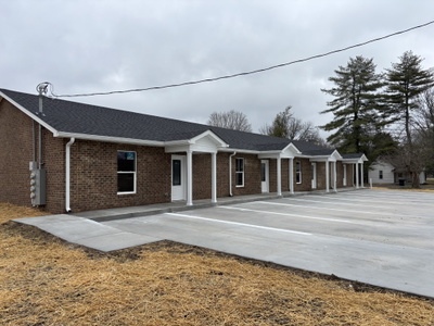 400 Grundy, W