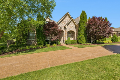 990 Still Forest Dr