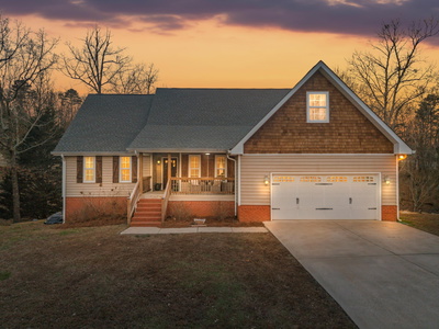 Exterior view of 2801 Chapel Bend Drive in Hixson, TN