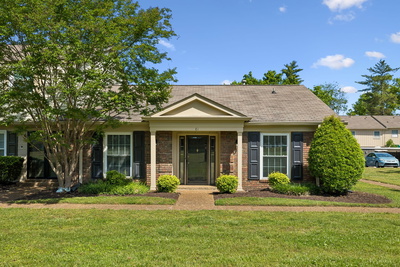 8207 Sawyer Brown Rd