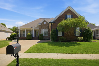 745 Fountainwood Blvd