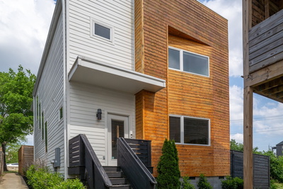 2004B 9th Ave, N