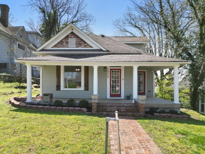 1906 Vine Street