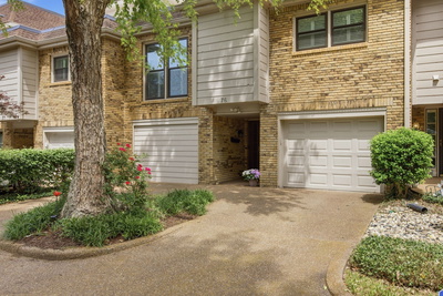 401 Bowling Ave