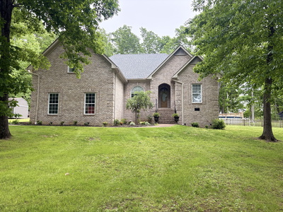 1213 Lake Marie Rd