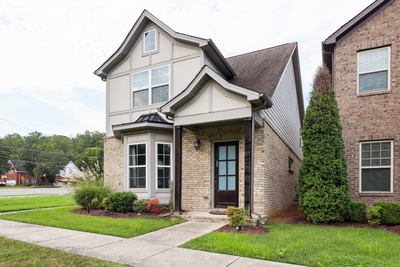 200 Cedar Place Row