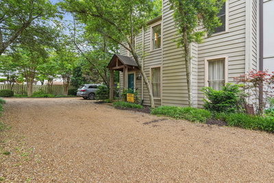 3608 Saratoga DR