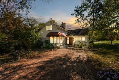 201 Brookfield Ave