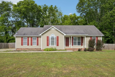 Exterior view of 107 Bedford Ct in Murfreesboro, TN