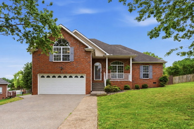 3334 Colchester Cir