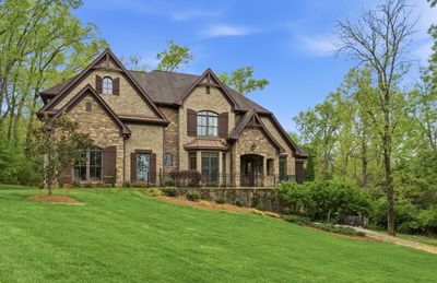 1024 Redmond Ct