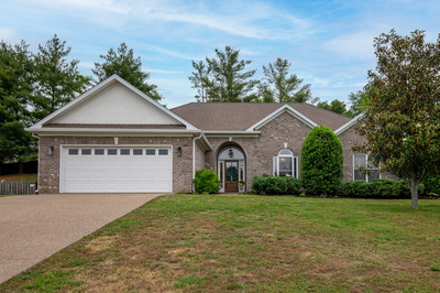 854 Loretta Dr