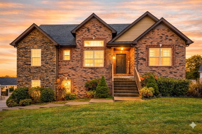 410 River Heights Dr