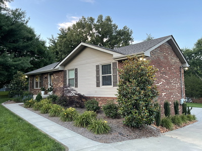 307 Swan Lake Dr