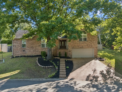 108 Redbud Dr