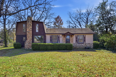 1128 Haysboro Ave
