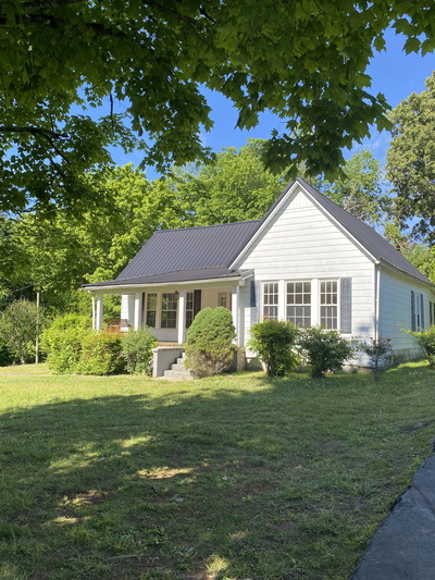 400 Waterloo St