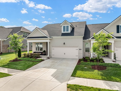 1413 Autumn Leaf Ln