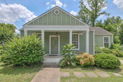 1008A Cahal Ave