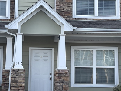 123 Cobblestone Place Dr