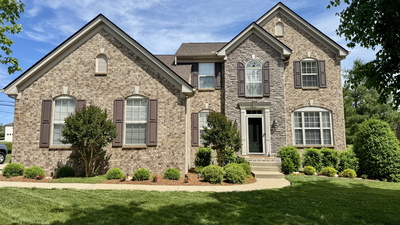 1023 Avery Trace Cir