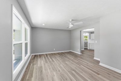 1307 Diana St