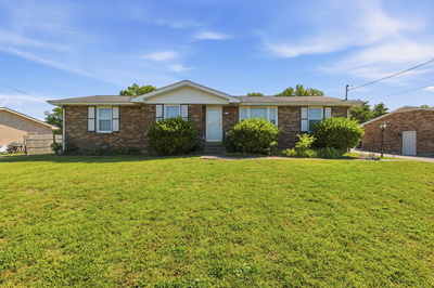 105 S Valley Rd