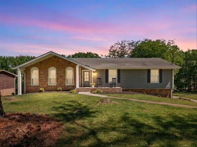 613 Oakwood Ter